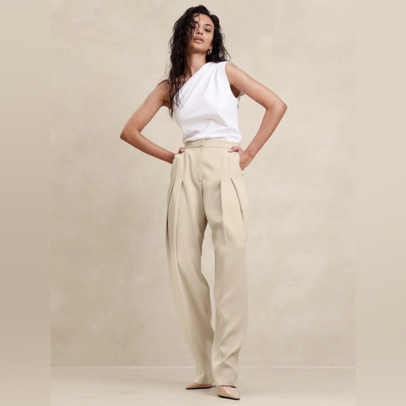 NWT! Banana Republic High-Rise Pleated Viscose Twill Pant 💛 - Picture 1 of 2